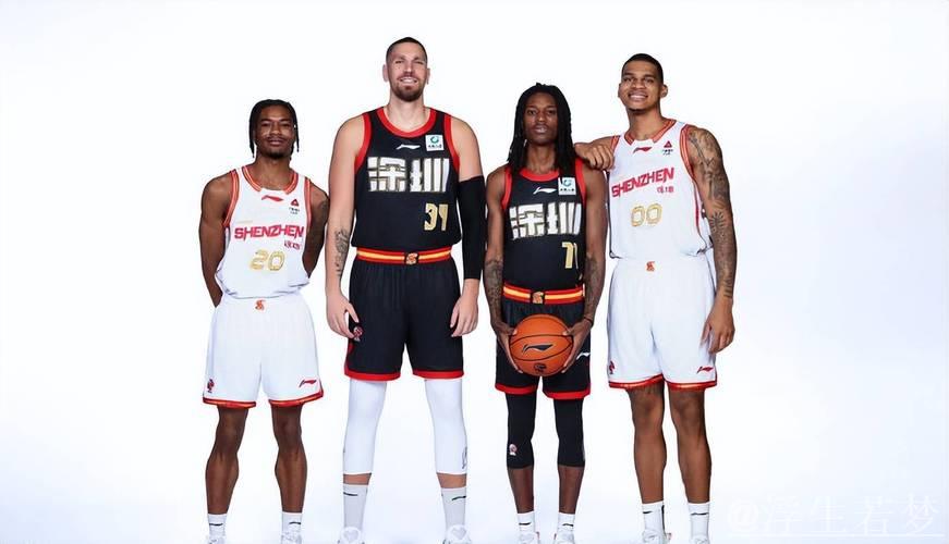 官宣！CBA两位外援被裁！都是水货外援，接替者是NBA后卫和土超MVP