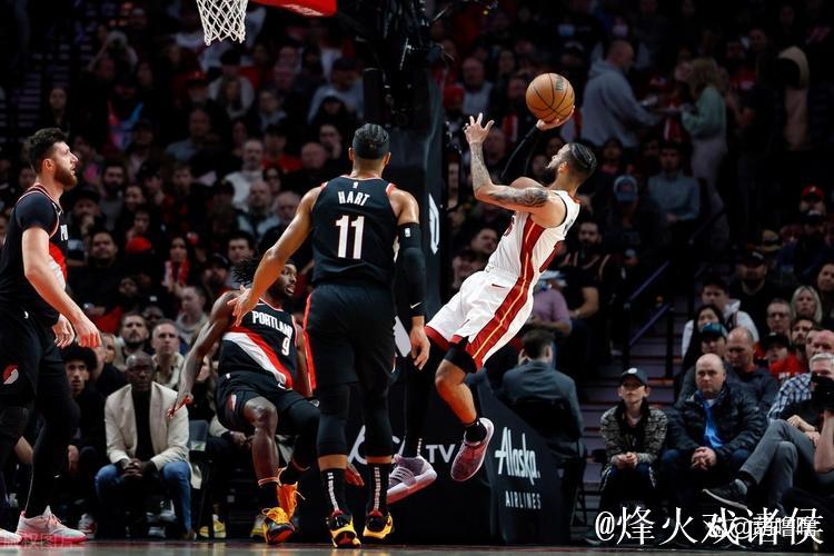 艾顿22+15助开拓者击败热火 尼克斯让篮网吞4连败