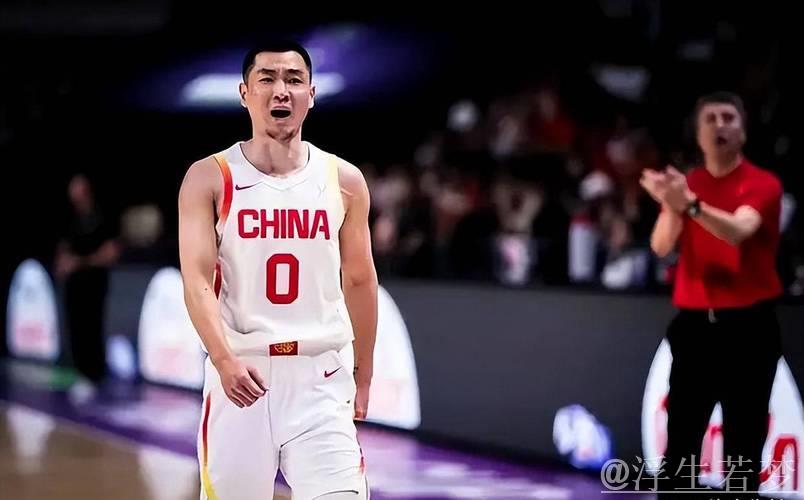 高诗岩快速突破左手抛投稳获两分 高诗岩快速突破左手抛投稳获两分